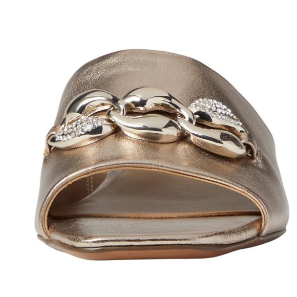 Naturalizer Women's Angie warm Silver sandals /size 6 - Picture 6 of 6